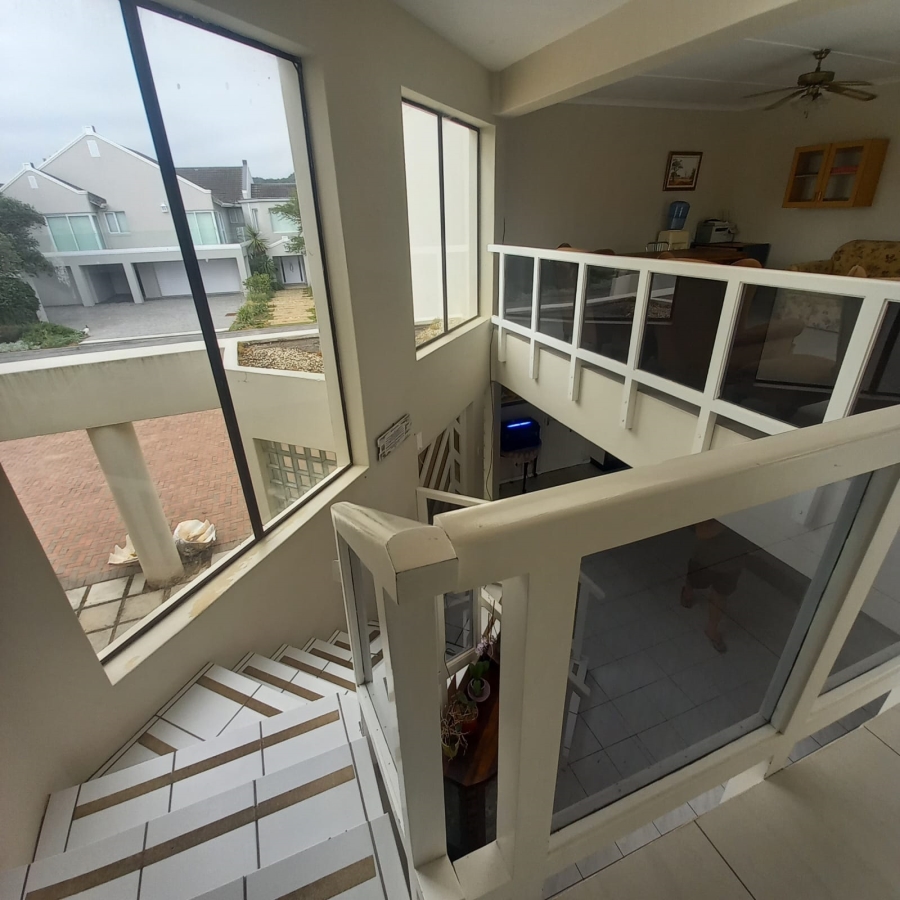 7 Bedroom Property for Sale in Royal Alfred Marina Eastern Cape